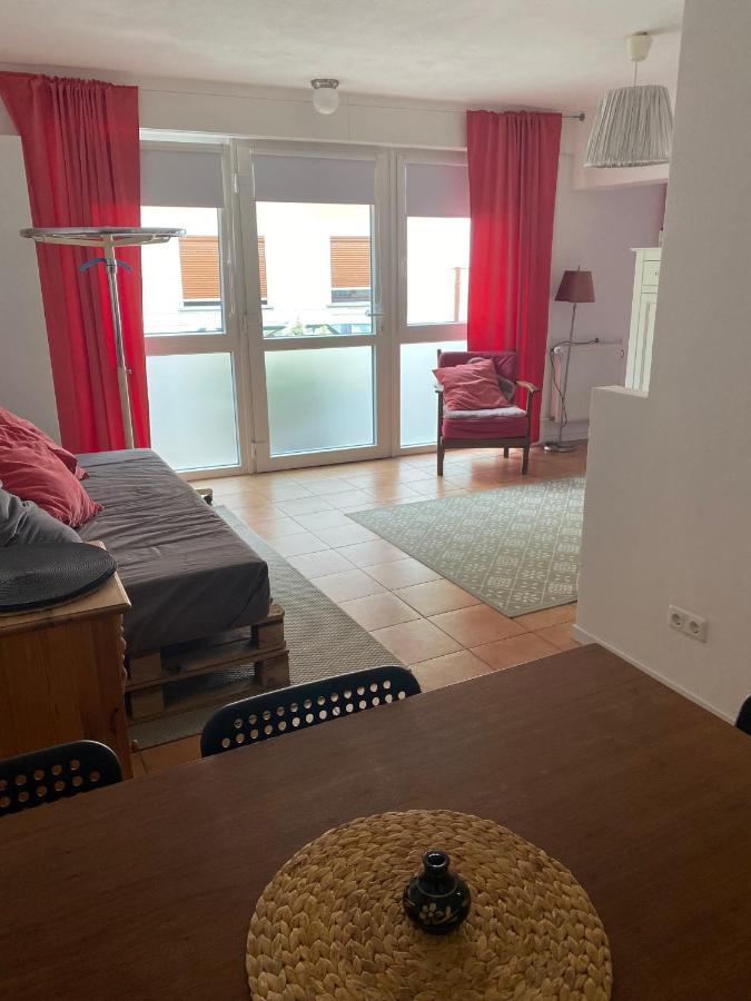 Wunderschoenes Studio Fuer Bis Zu 2 Personen Homburg  ภายนอก รูปภาพ